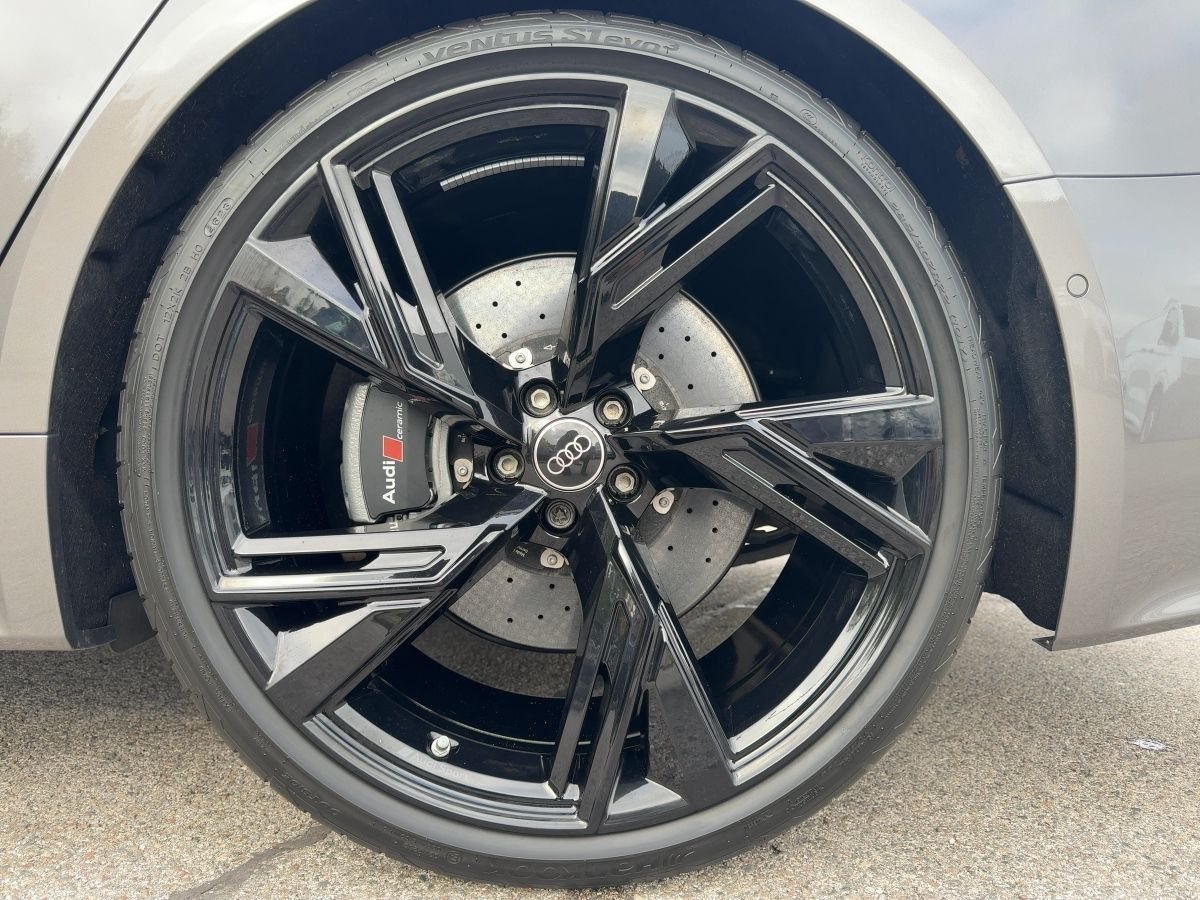 Audi RS6 Avant 4.0 TFSI Tiptr. Vmax 305 KM/H Laser Na
