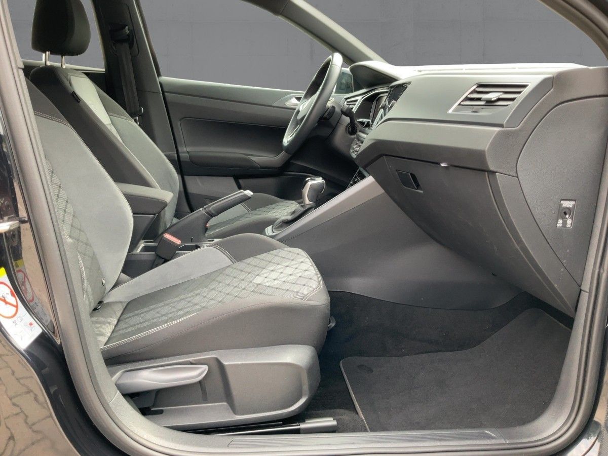 Volkswagen Taigo 1.5 TSI DSG R-LINE - Samsaru's Car Outlet