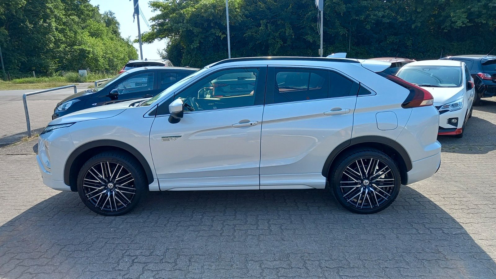 Mitsubishi Eclipse Cross PHEV Select  /20"/Kamera/AHK/Navi/
