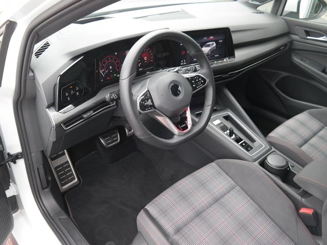 Volkswagen Golf VIII 2.0 TSI GTI DSG - Samsaru's Car Outlet