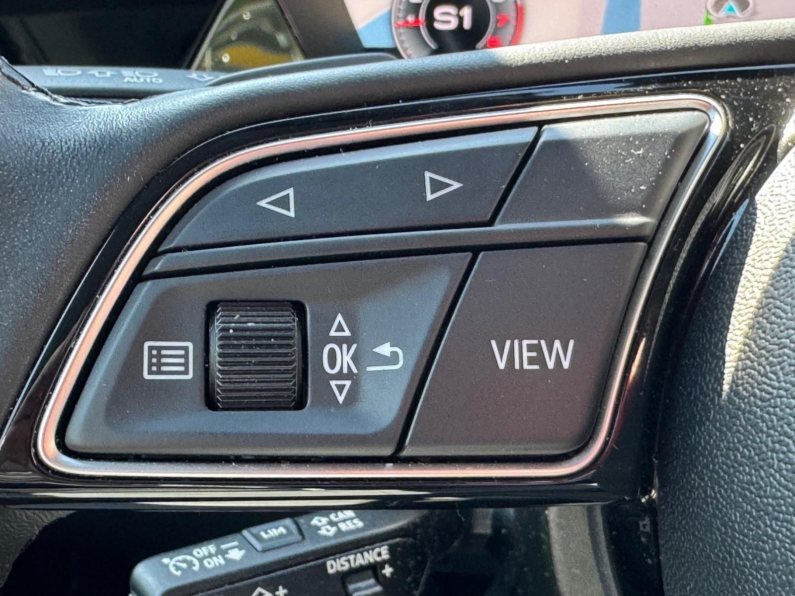 Audi A3 35 TFSI S line LED/Navi/SHZ/PDC/Allwetter