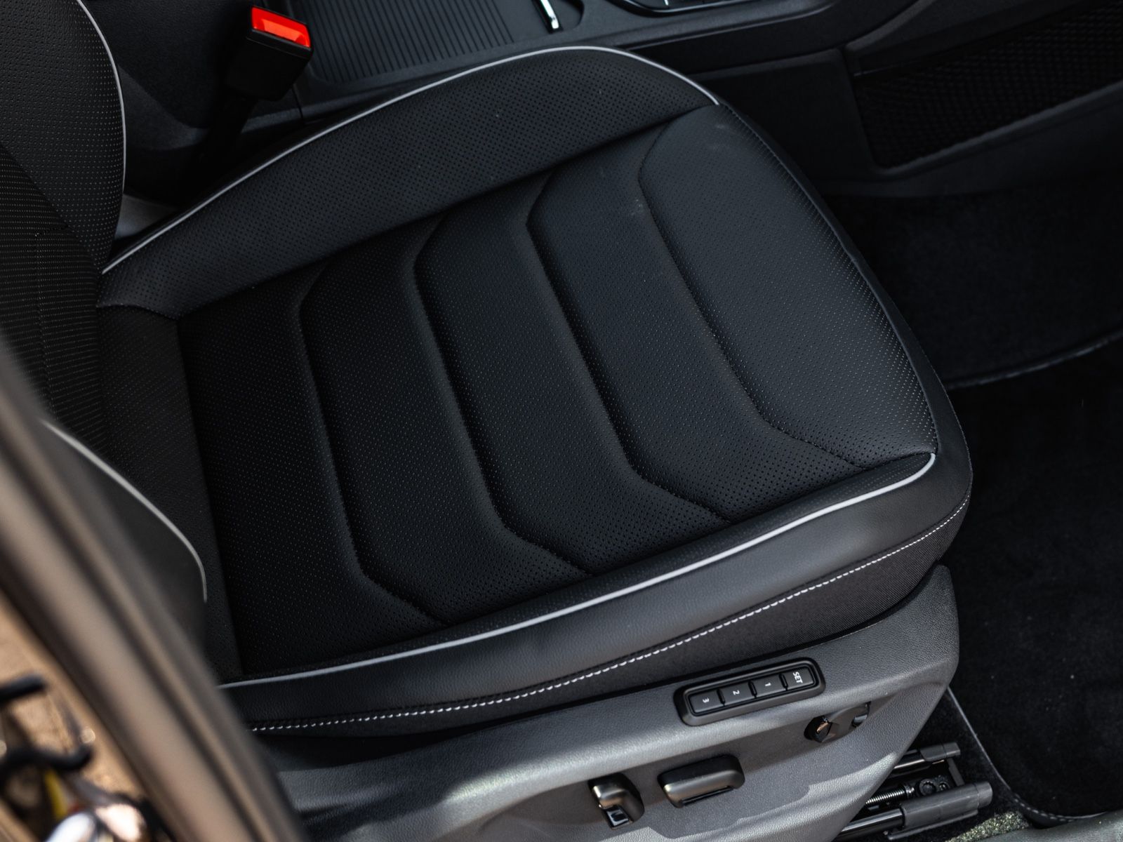 Volkswagen Tiguan Allspace R-Line 4M VOLLLL