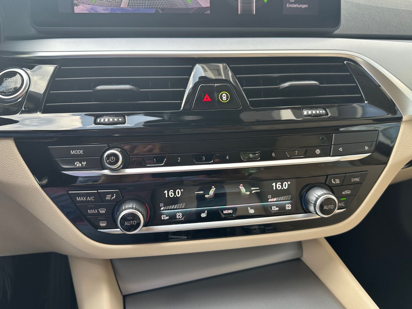 BMW 520d xDr *ACC*DRIVING*4-ZONEN KL.*KAM*HiFi*LEDER