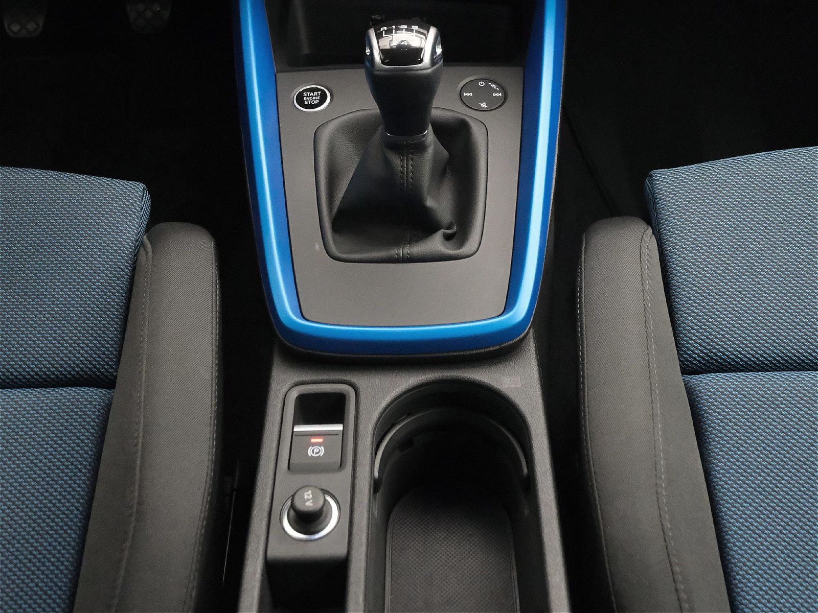 Audi A3 Sportback 35 TFSI S line - Samsaru's Car Outlet