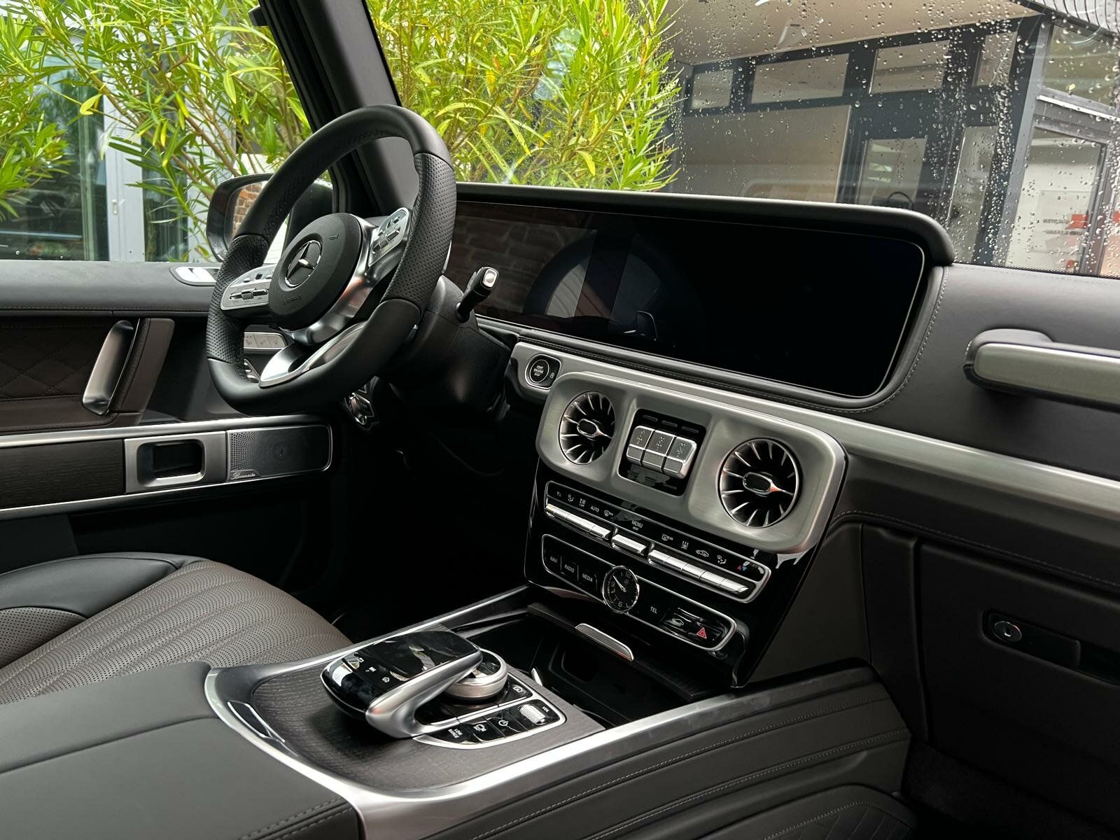 Mercedes-Benz G 500 Limited Edition - Samsaru's Car Outlet