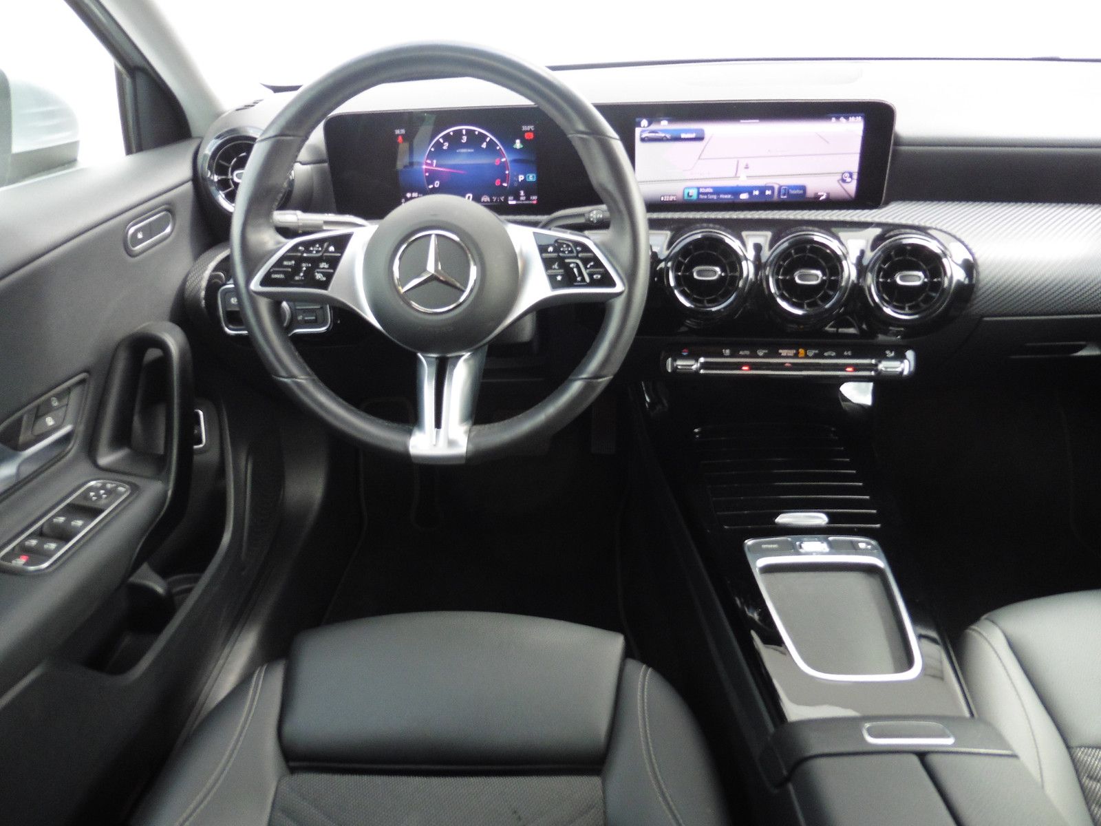 Mercedes-Benz A 180 d Lim DCT - Samsaru's Car Outlet