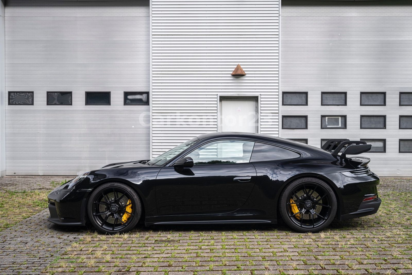 Porsche 992 GT3 - Samsaru's Car Outlet