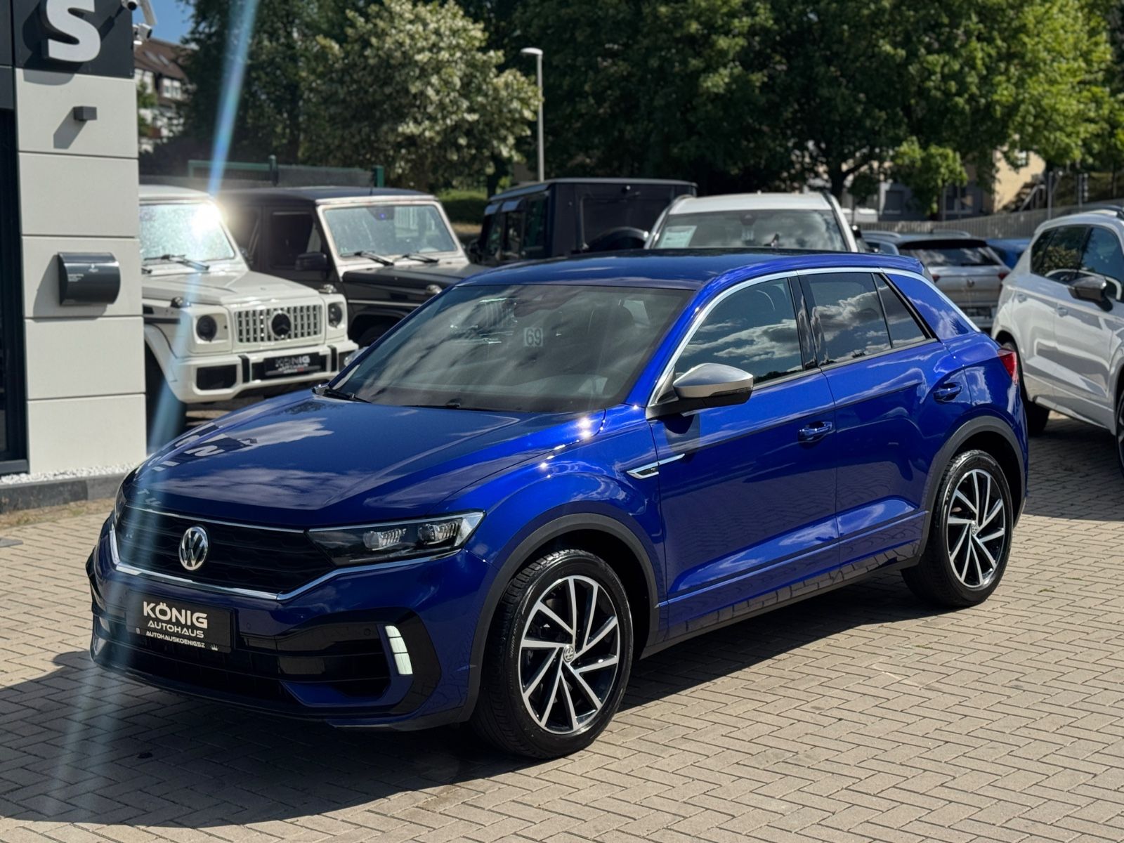 Volkswagen T-Roc R 4Motion - Samsaru's Car Outlet