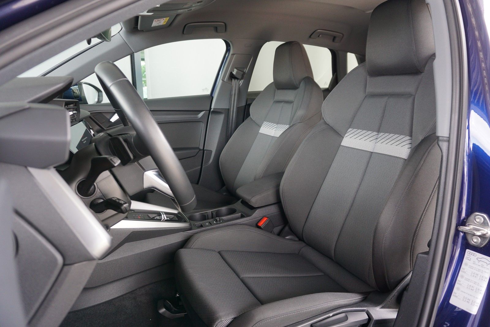 Audi A3 Sportback 45 TFSI e S line - Samsaru's Car Outlet