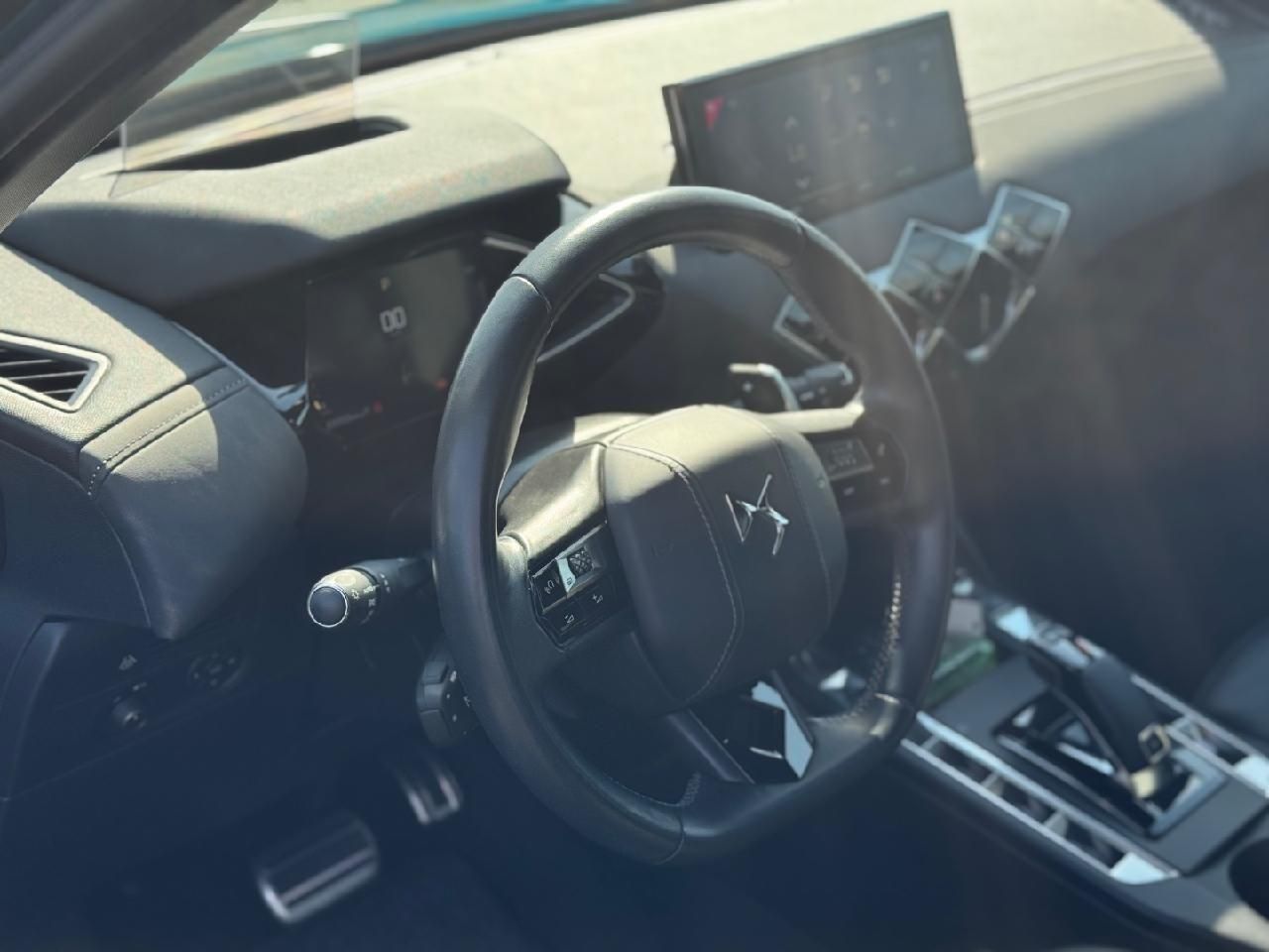 DS Automobiles DS 3 Crossback So Chic - Samsaru's Car Outlet