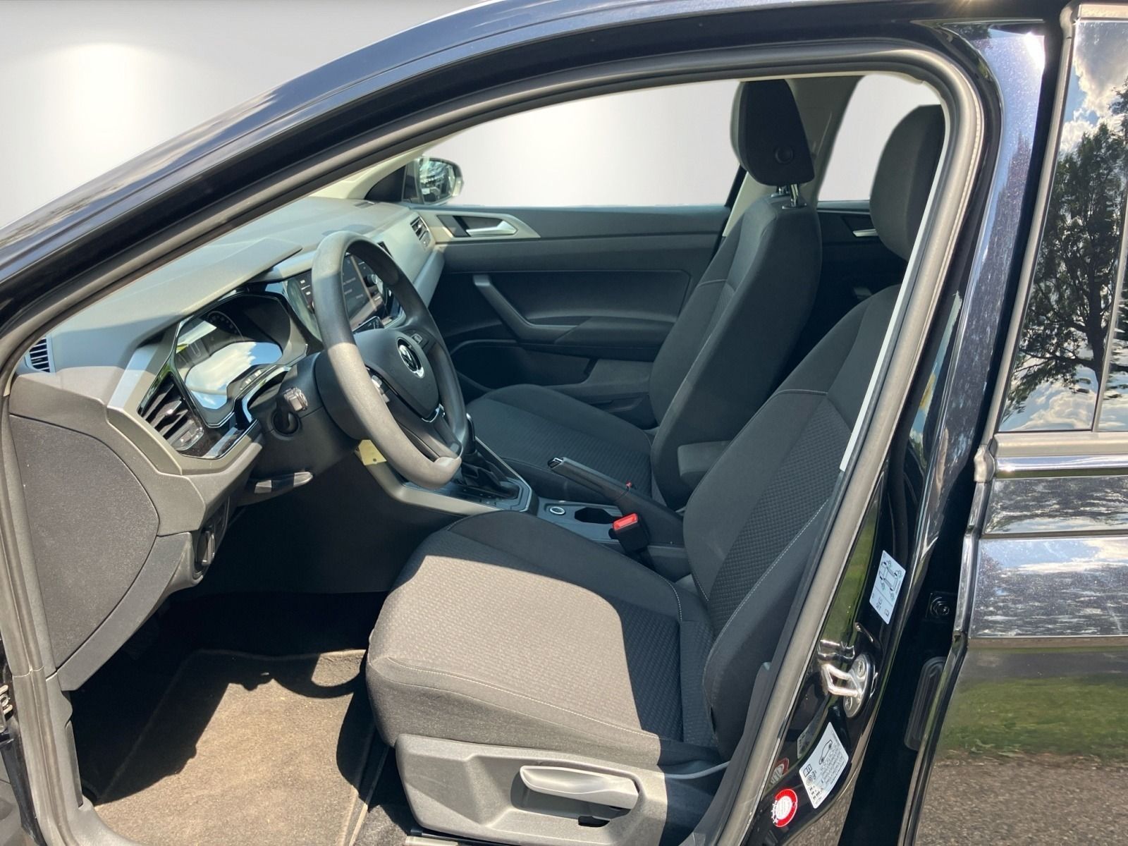 Volkswagen Polo VI 1.0 TSI DSG 7-Gang Comfortline - Samsaru's Car Outlet