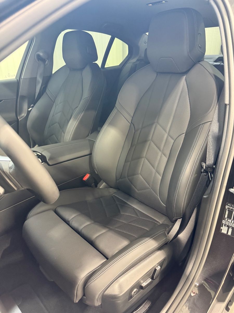 BMW 520i Limousine, Head-UP, Bowers&Wilkins, 1 Hand