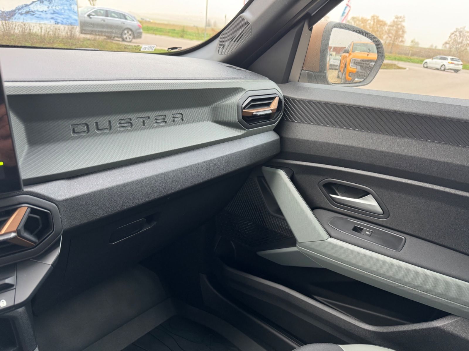 Dacia Duster III Hybrid 140 Extreme - Samsaru's Car Outlet