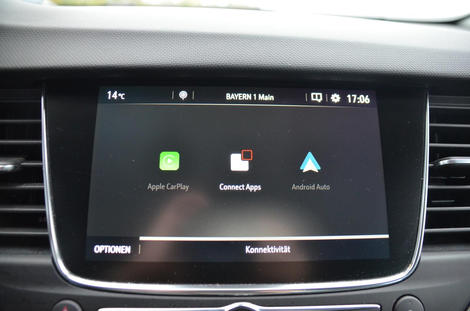 Opel Crossland - Samsaru's Car Outlet