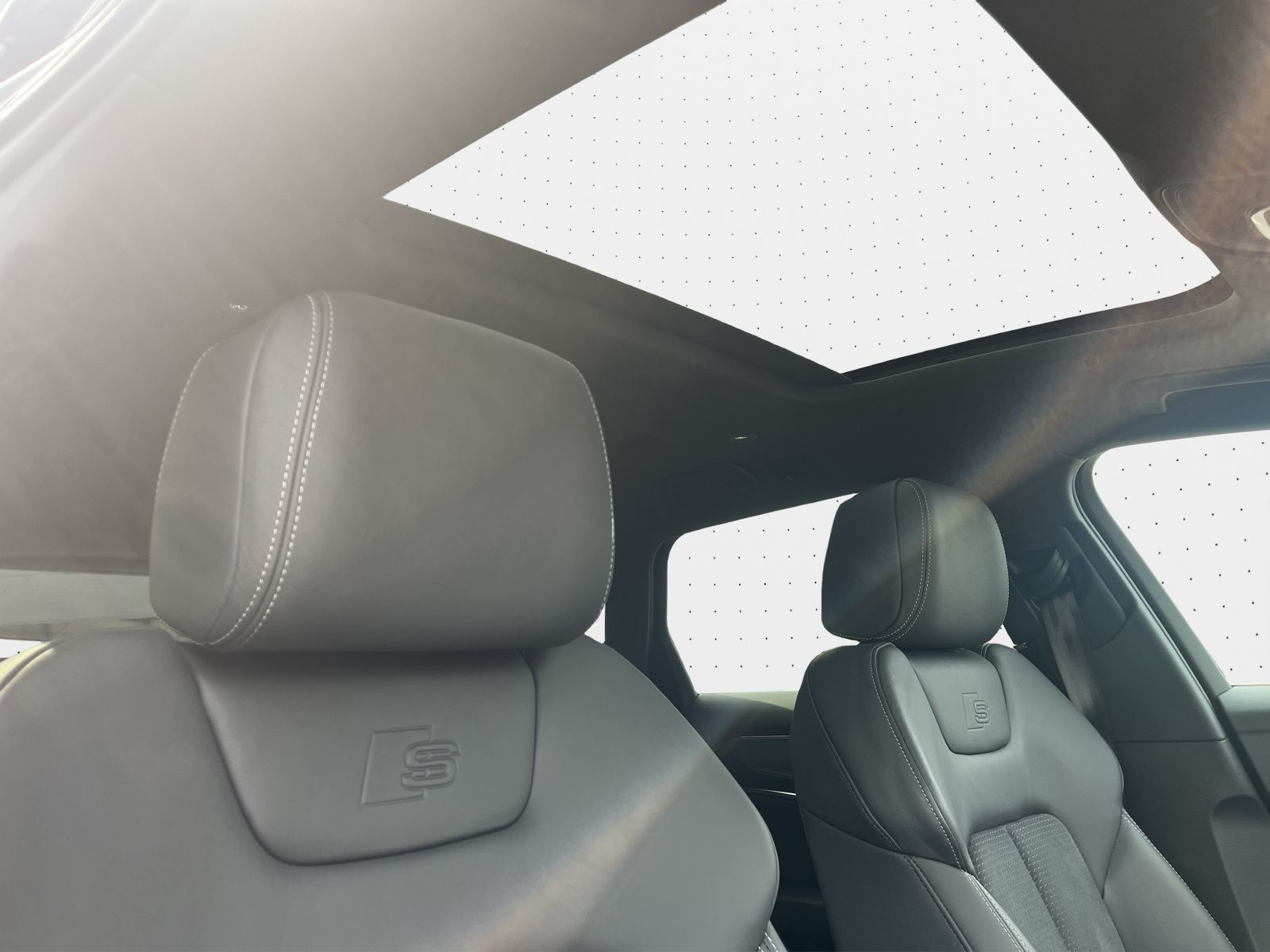 Audi A6 Avant 55 TFSI e S line - Samsaru's Car Outlet
