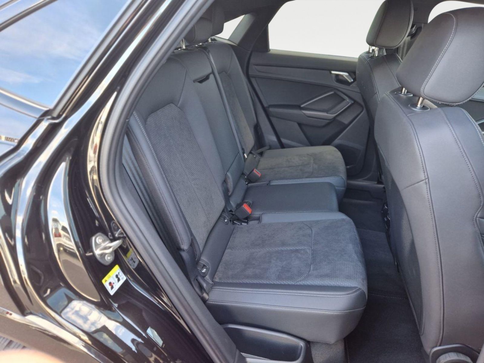 Audi Q3 40 TDI Sportback quattro S tronic S line - Samsaru's Car Outlet