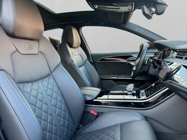Audi A8 60 TFSI e quattro - Samsaru's Car Outlet