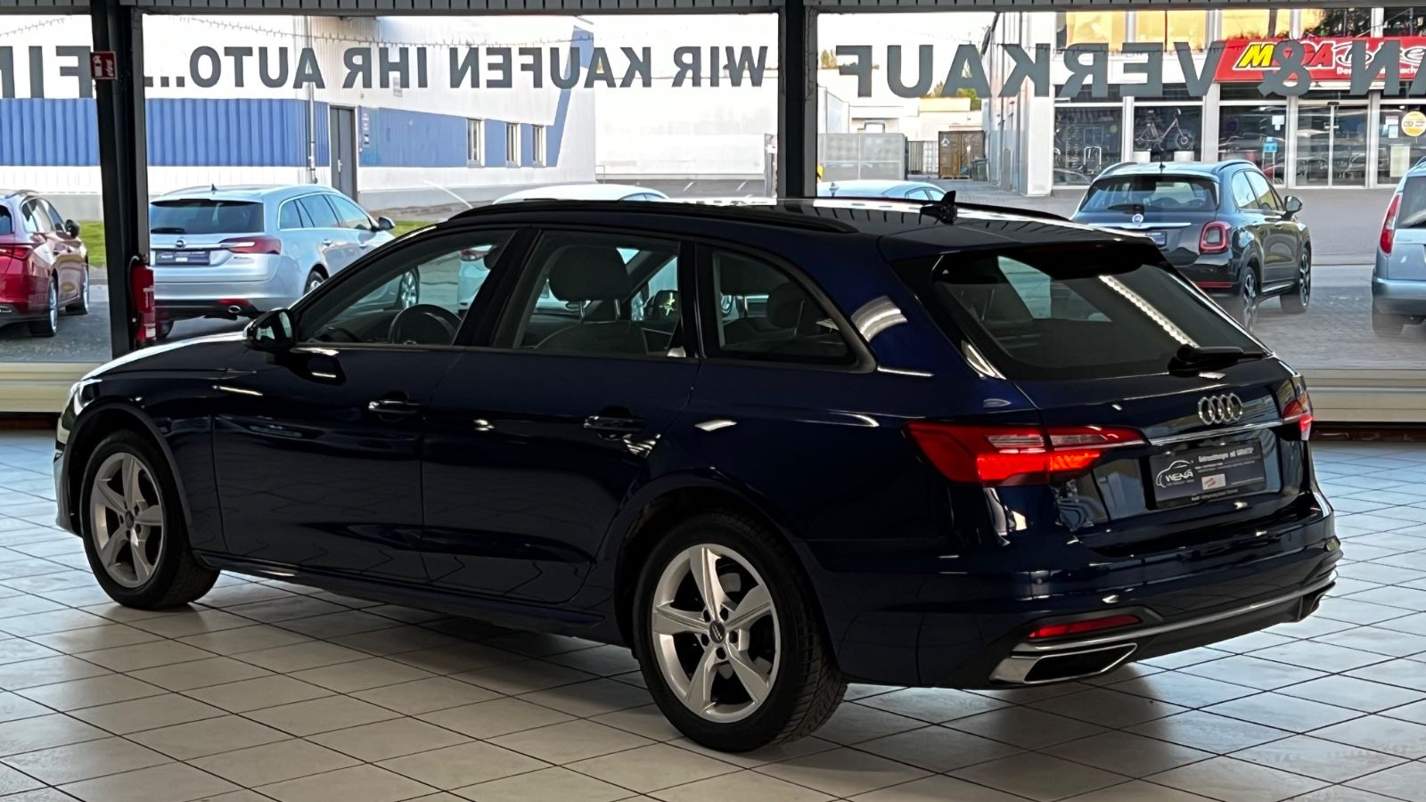 Audi A4 Avant 35 TDI advanced - Samsaru's Car Outlet
