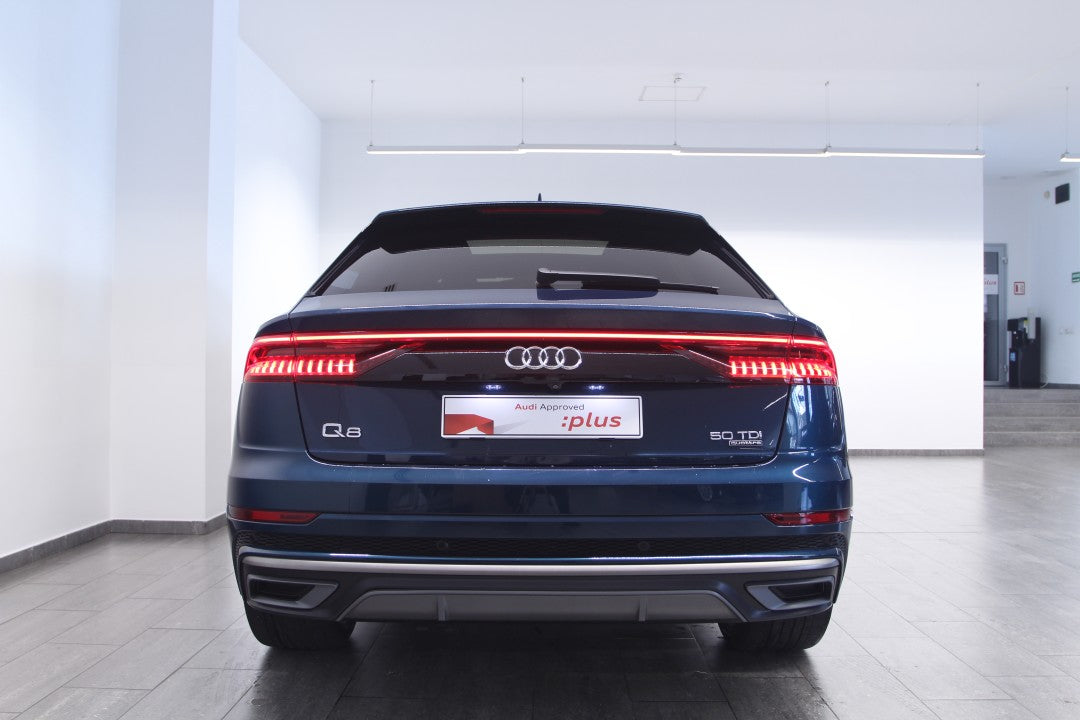 Audi Q8 50 TDI quattro S-line