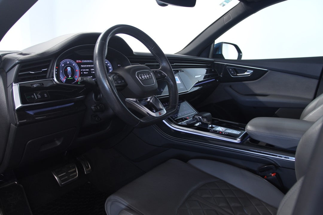 Audi Q8 50 TDI quattro S-line