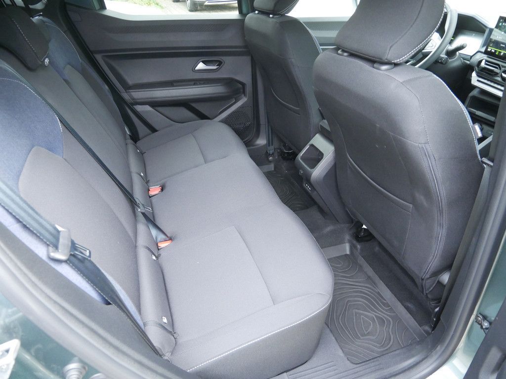 Dacia Duster Journey HYBRID 140 - Samsaru's Car Outlet