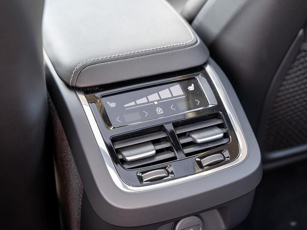 Volvo S60 B5 Ultimate Dark AWD HUD 360-GRAD-KAMERA