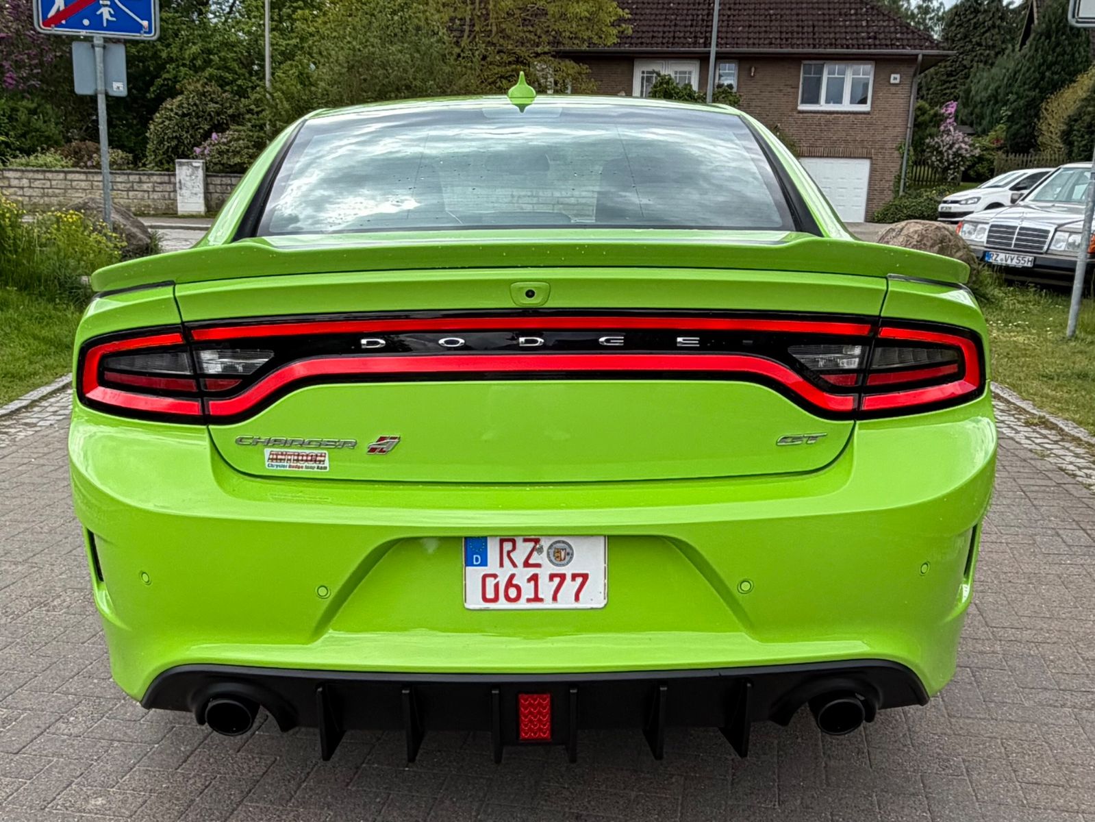 Dodge Charger GT AWD Daytona Line Voll Ausstat WIE NEU