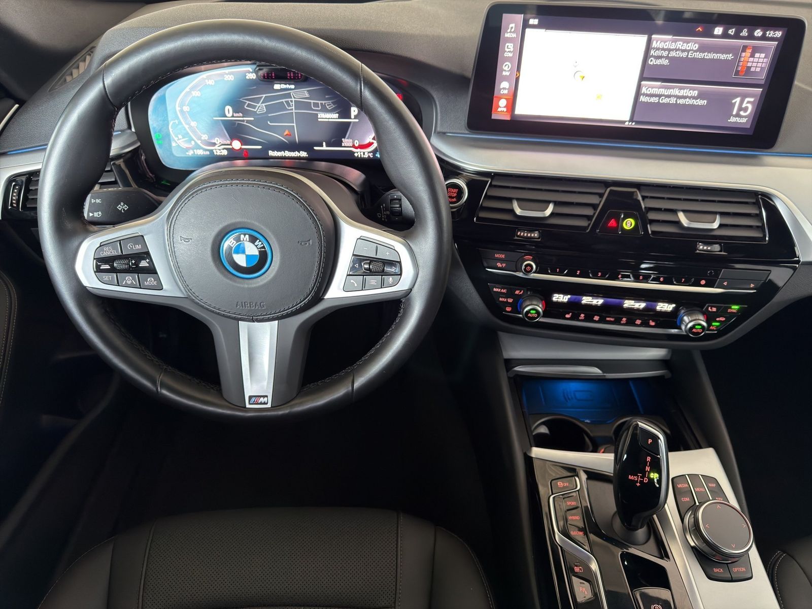 BMW 530e xDr LASER/HUD/CAM/PRIVACY/DAB/AMBI