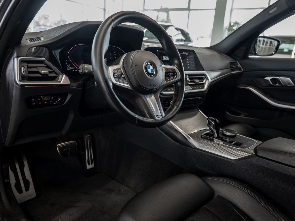 BMW 320d Touring M-Sportpaket - Samsaru's Car Outlet