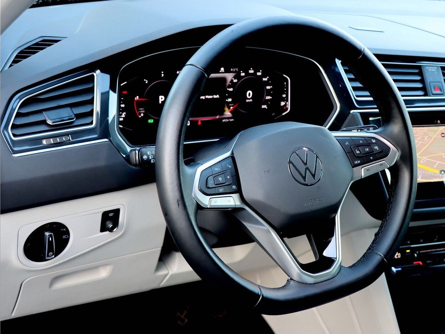 Volkswagen Tiguan Elegance 4Motion 2.0 TDI SCR DSG AHK/IQ.L