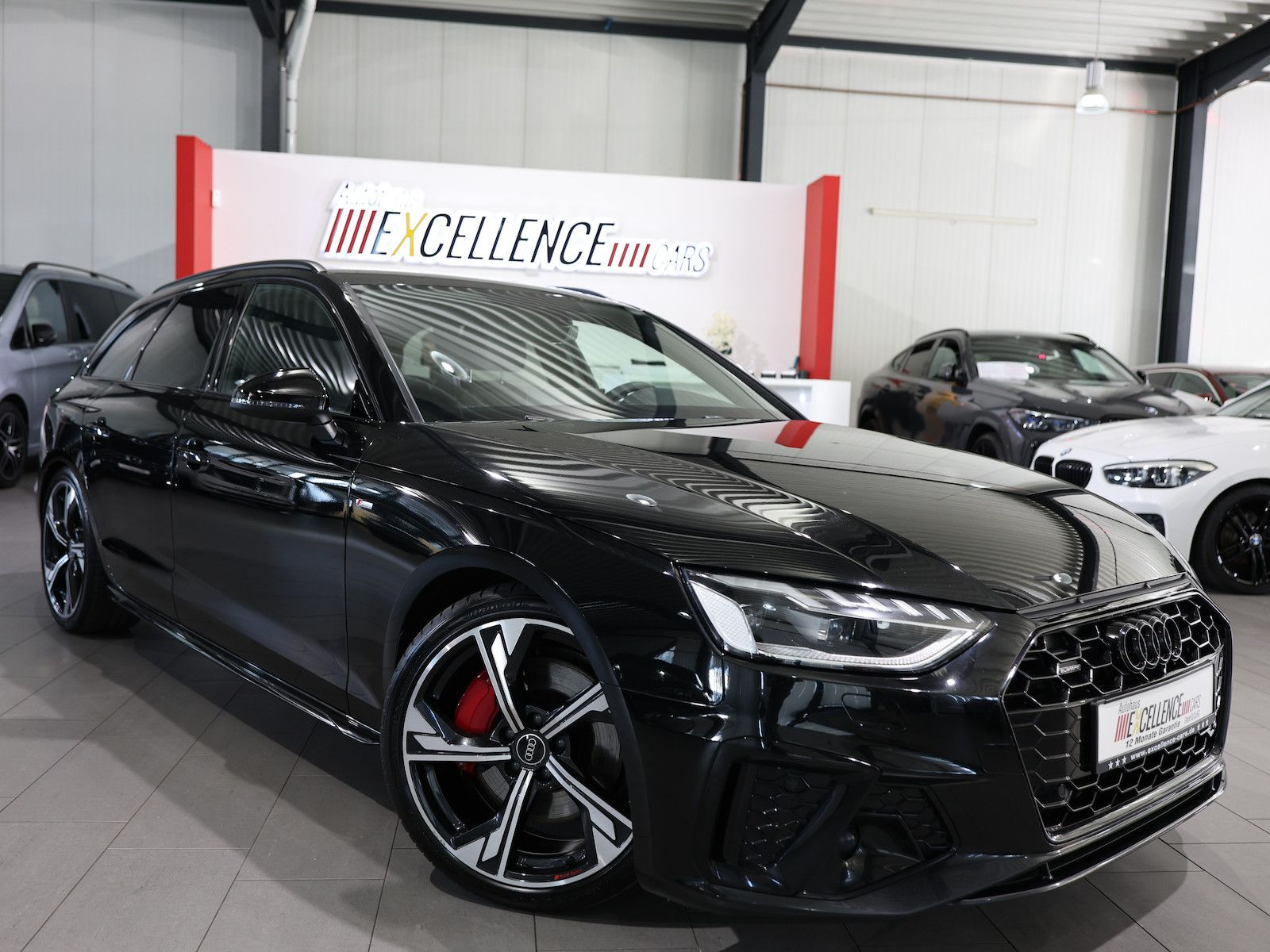 Audi A4 Avant 45 TFSI Q COMPETITION S-LINE BLACK