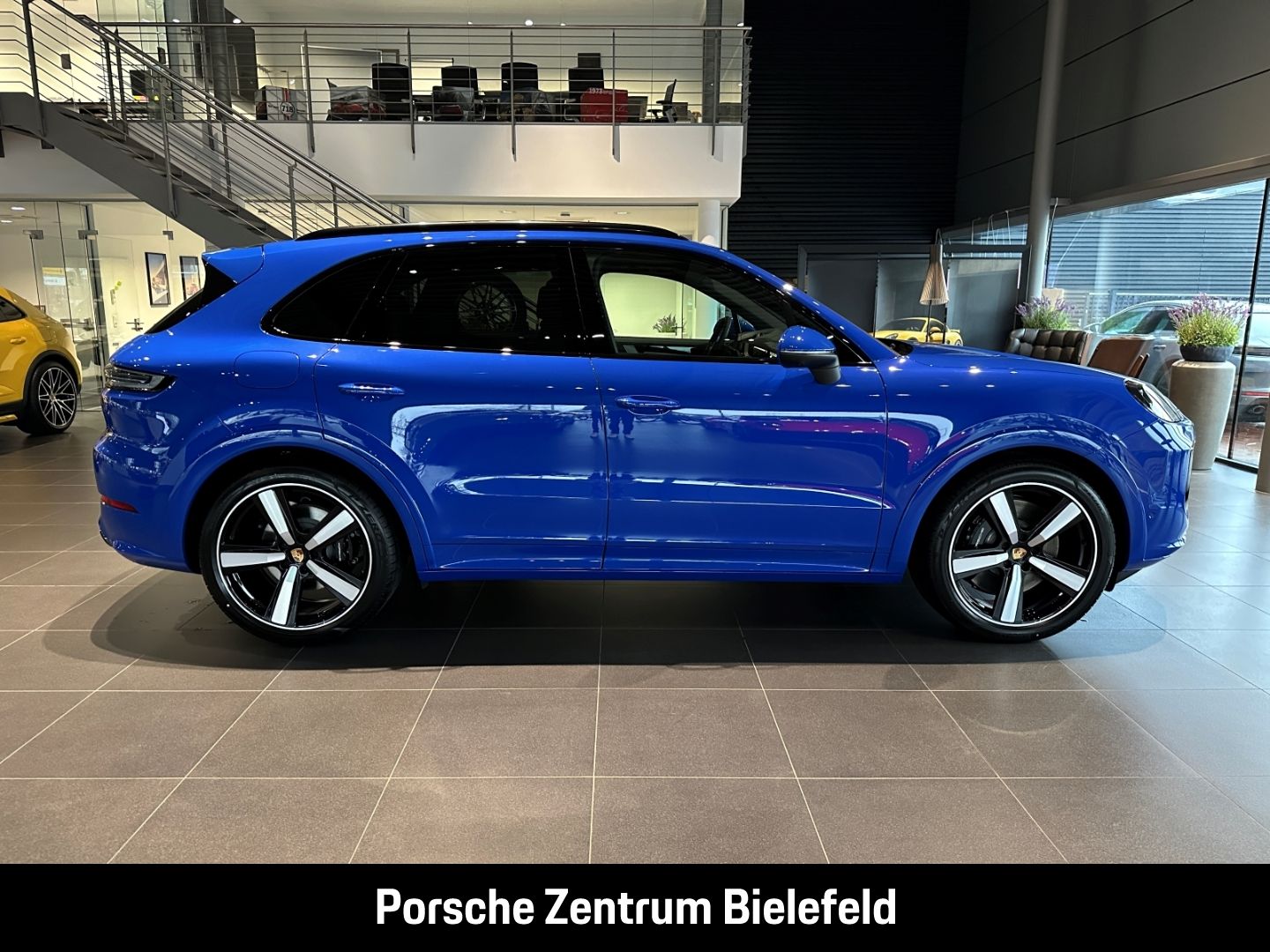 Porsche Cayenne S  Nogaroblau Perleffekt BOSE LED-Matrix