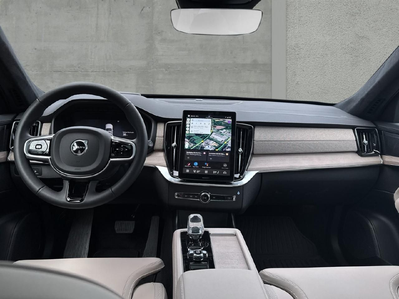 Volvo XC90 T8 AWD Ultra Dark Plug-In Hybrid