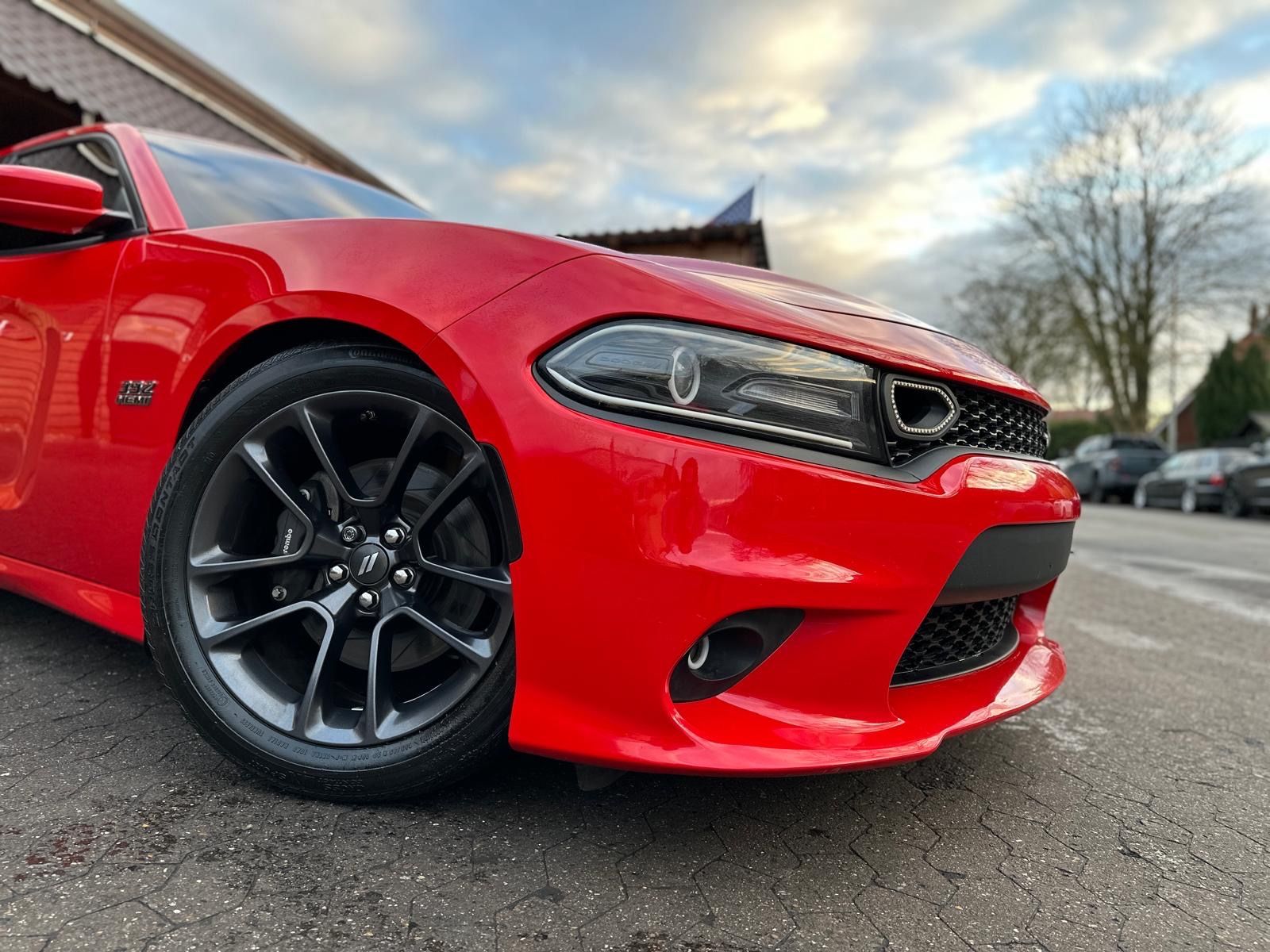 Dodge SRT*6,4*V8*BREMBO*STERNHIMMEL*NAVI*LED*GARANTIE*