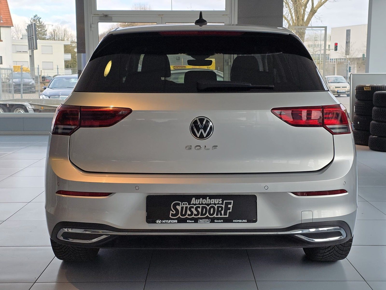Volkswagen Golf VIII Active - Samsaru's Car Outlet