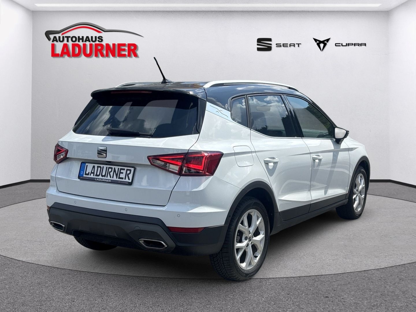 Seat Arona FR 1,5 TSI DSG *LED+NAVI+AHK+SHZ+PDC+KAM*