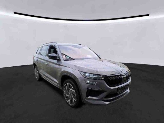Skoda Kodiaq RS 2.0 TSI DSG 4x4 AHK+MATRIX+ACC+FAMILY