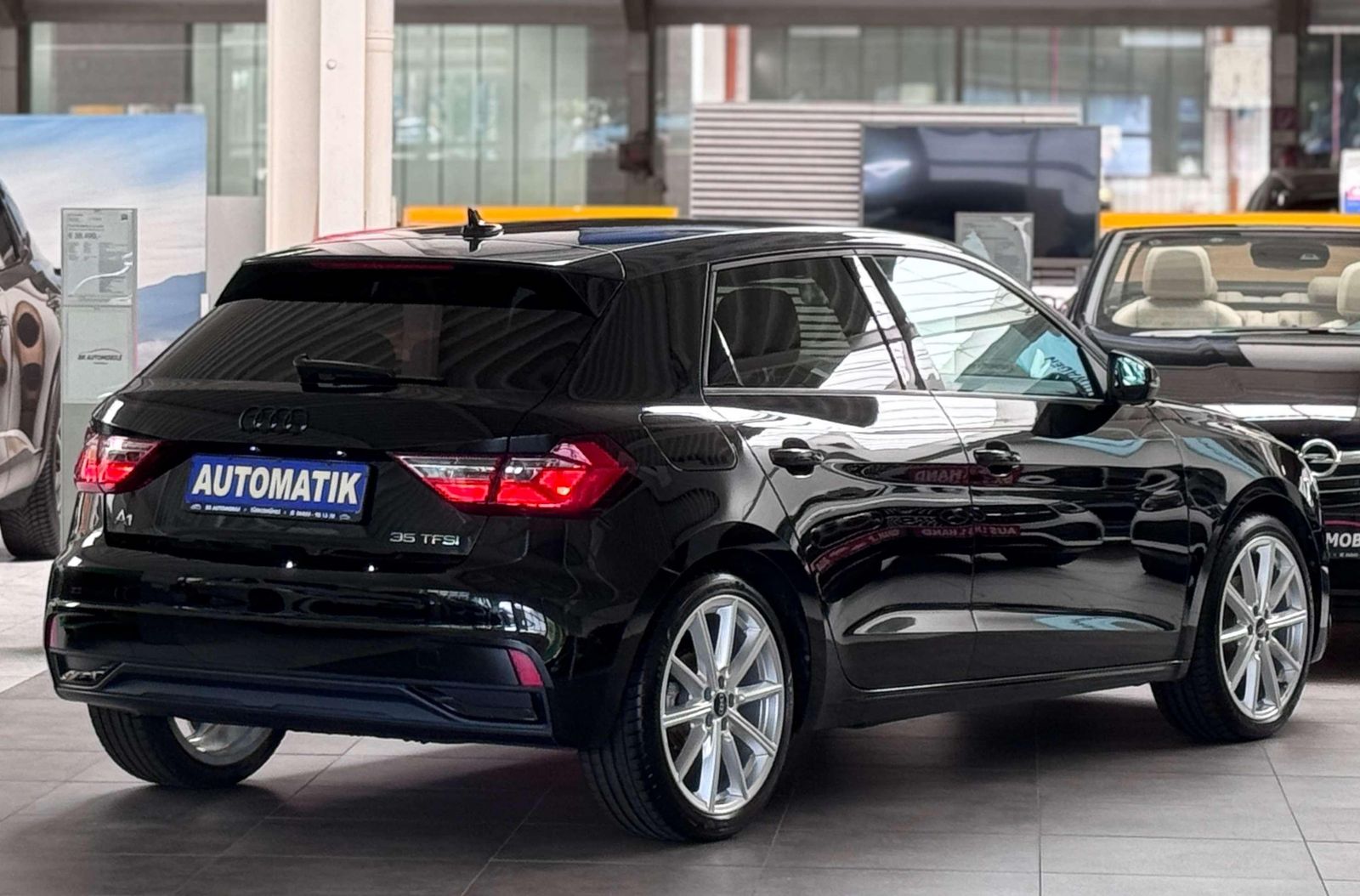 Audi A1 35 TFSI advanced - Samsaru's Car Outlet