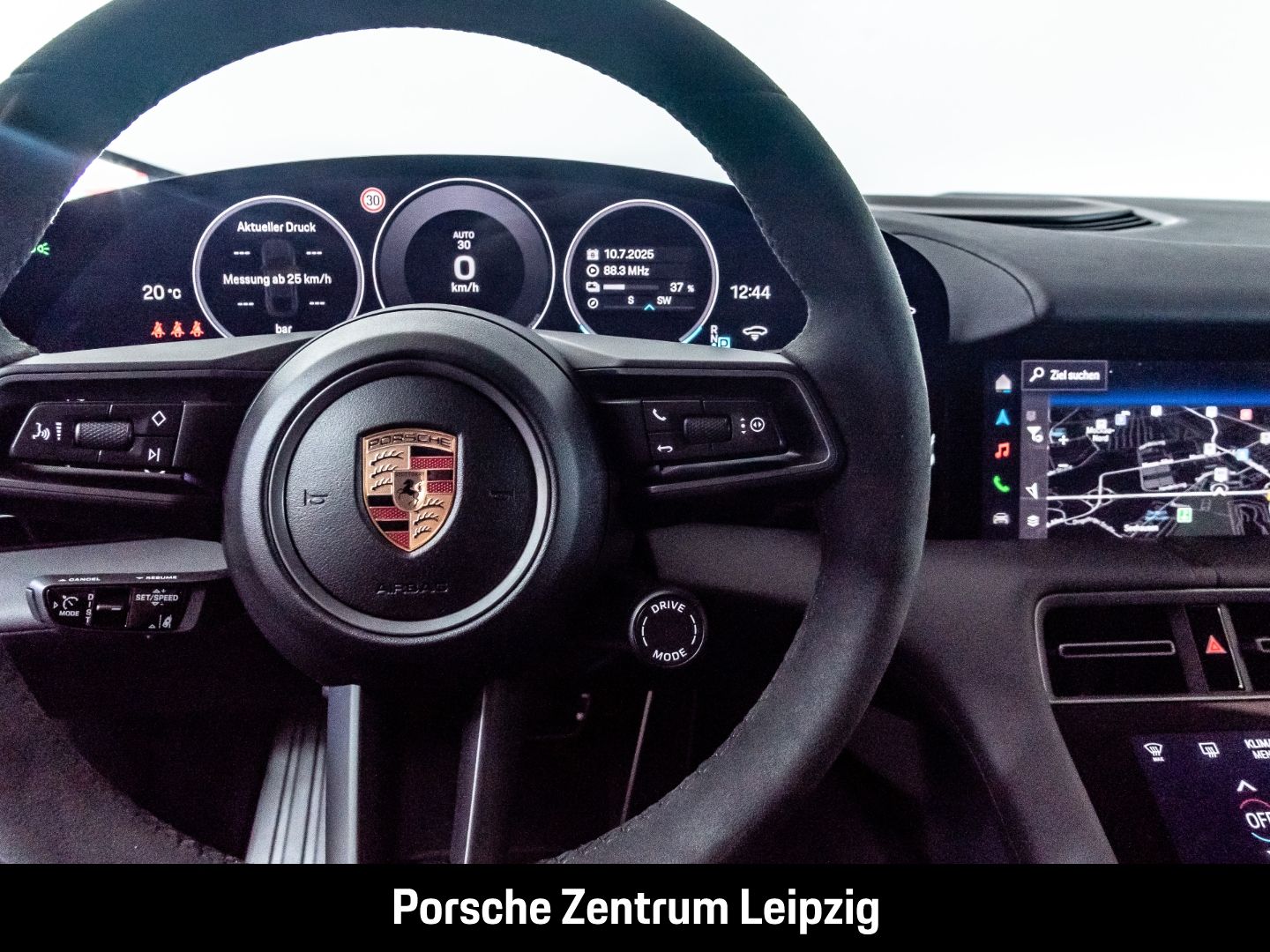 Porsche Taycan 4 SportDesign HD-Matrix ACC Pepita 21Zoll