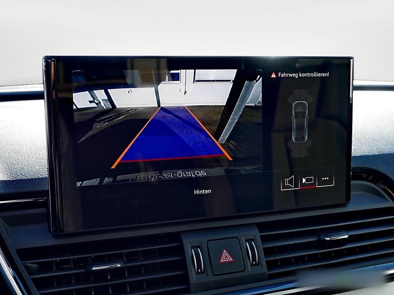 Audi Q5 Sportback 40 TDI quattro S line - Samsaru's Car Outlet