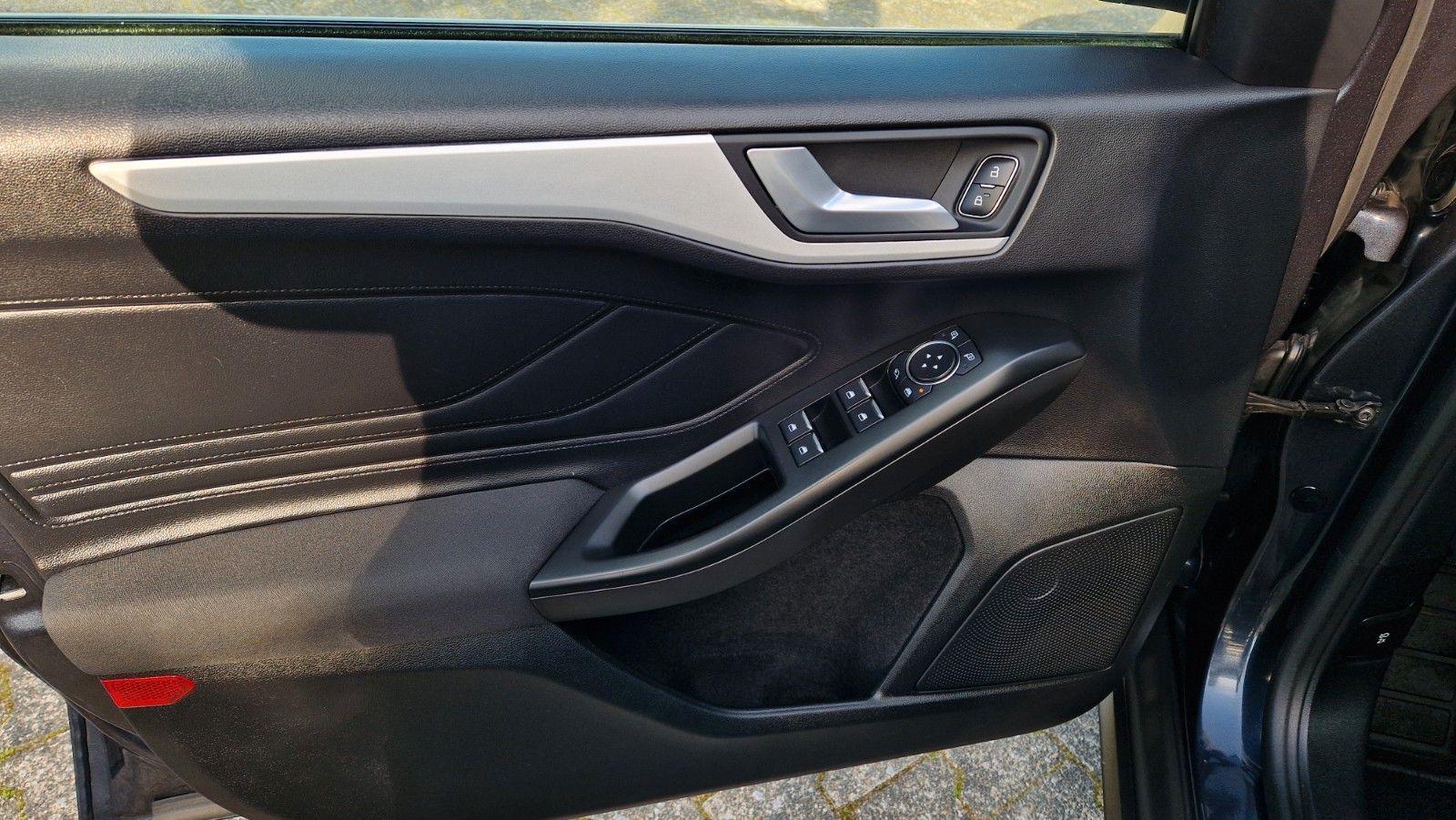 Ford Focus Tun. 1.5d 1.Hd Aut Rf ACC LED Navi DAB