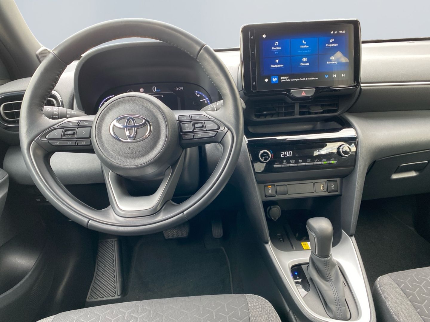 Toyota Yaris Cross Hybrid 1.5 Team D *Matrix*CAM*SHZ*PD