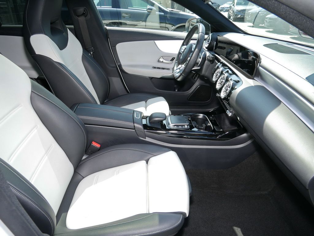 Mercedes-Benz CLA 35 AMG 4MATIC Coupé - Samsaru's Car Outlet
