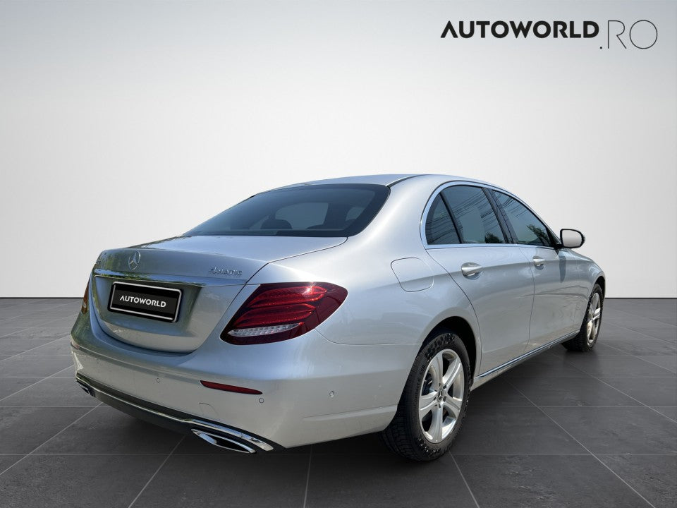 Mercedes-Benz E