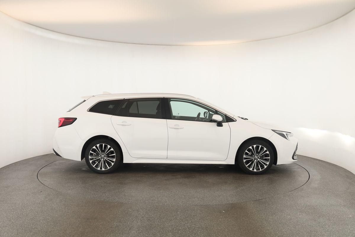 Toyota Corolla Touring Sports 1.8 CVT Team D Navi Kam