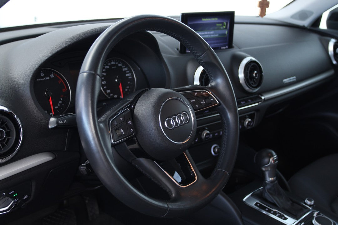 Audi A3 Limuzina