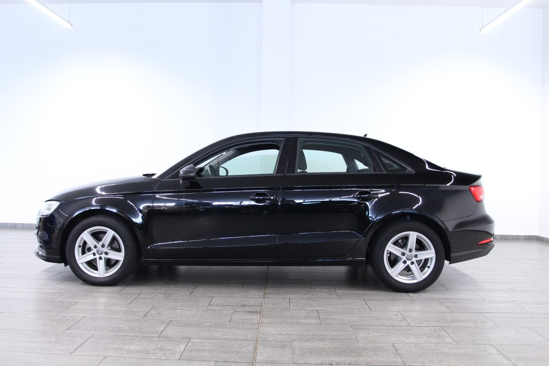 Audi A3 Limuzina