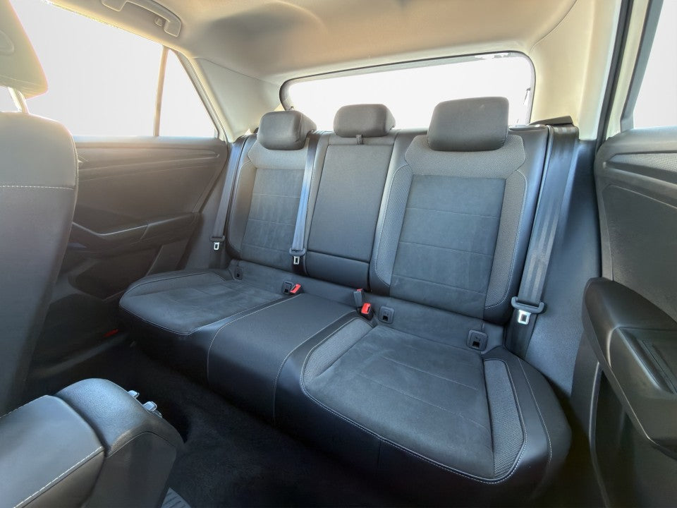Volkswagen VW T-ROC 1.5 E2 StyleGT110 TSIM6F