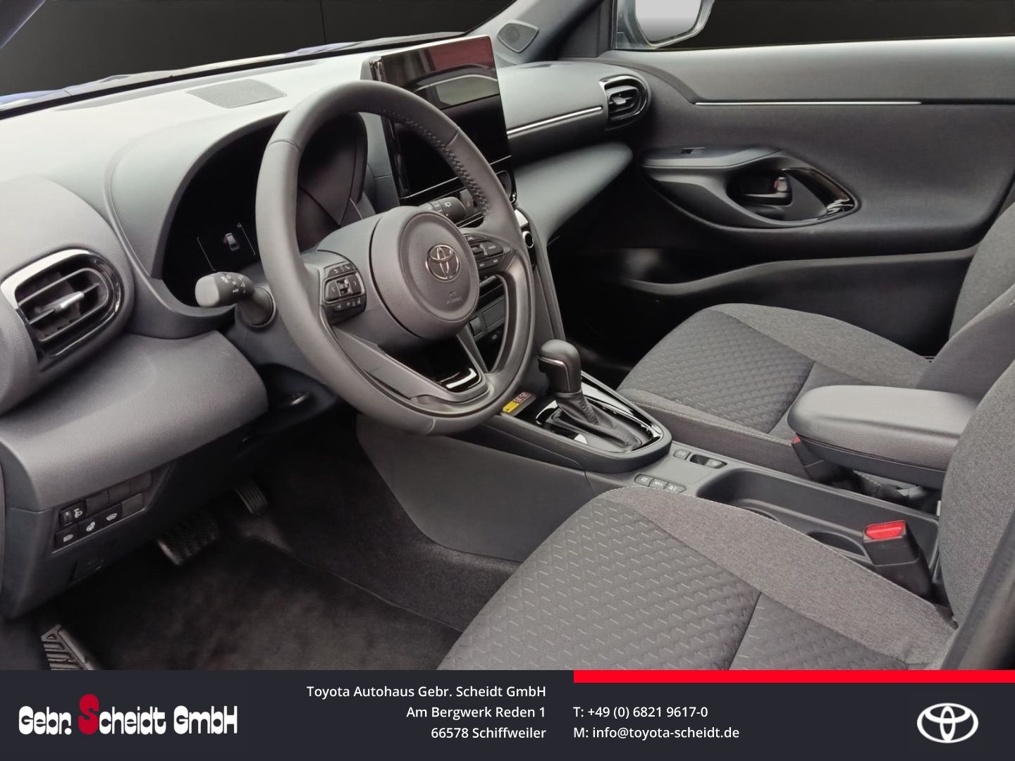 Toyota Yaris Cross Hybrid Apple CarPlay  Android Auto L