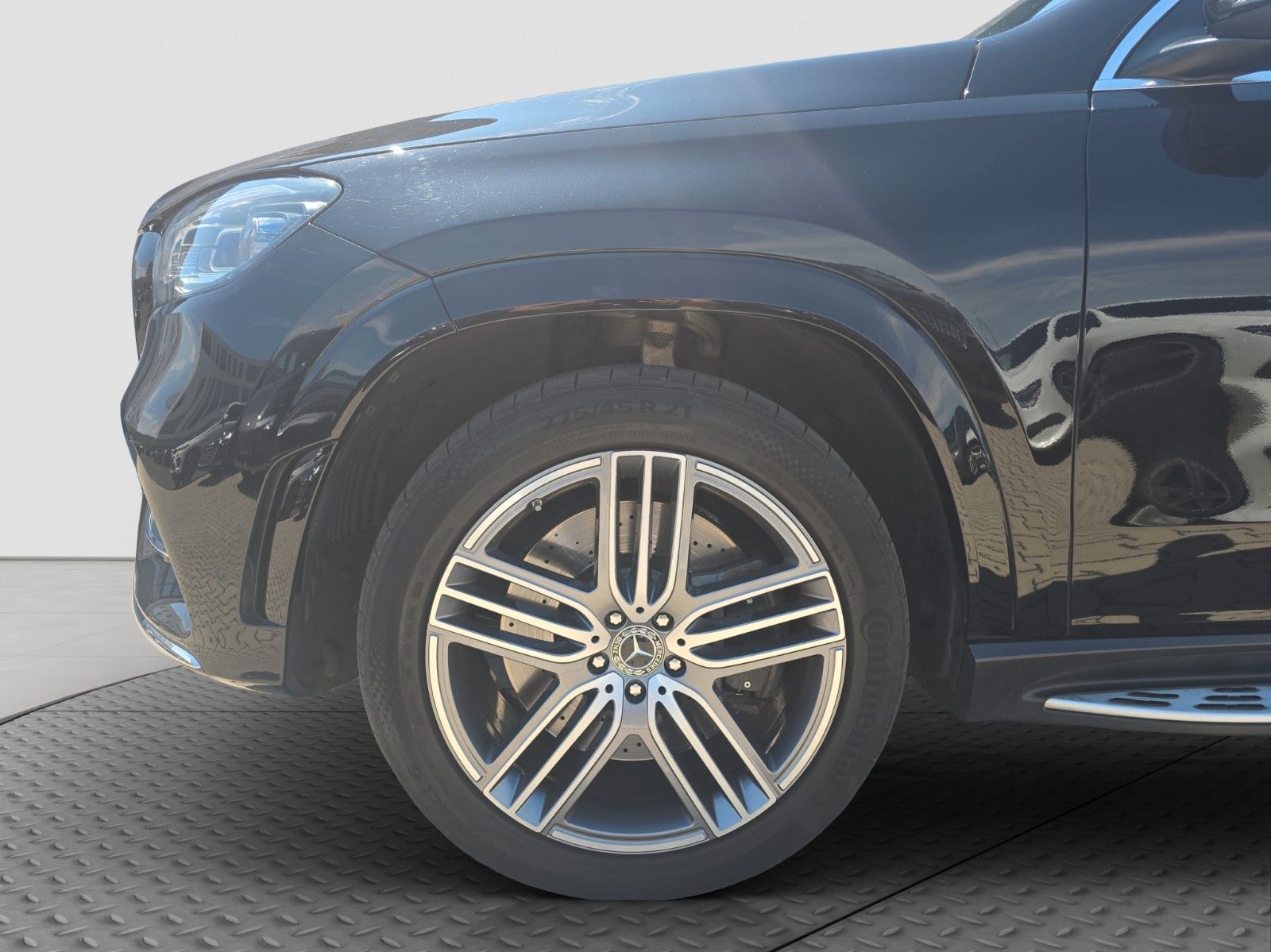 Mercedes-Benz GLS 350d AMG Line 4M - Samsaru's Car Outlet